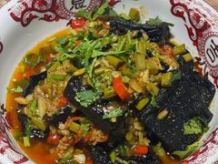 -三湘四水正宗湘菜(君峰路店)