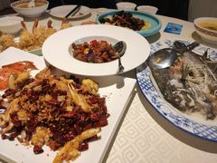 -顺峰海鲜酒楼(省府店)