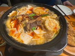 -莲餐厅·湖北菜·潜江小龙虾店(愚园路店)