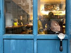 门面-Be Lived Cafe比例咖啡(摩天轮店)