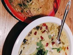 -先启半步颠小酒馆(白麓里店)