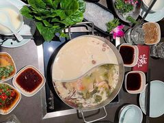 -捞王锅物料理(上海世茂广场店)