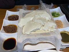 -95号酱骨·一块豆腐(展春园西路店)