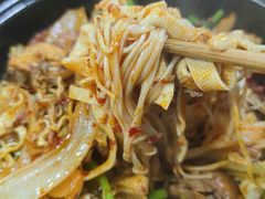 -宋氏重庆鸡公煲(红谷滩万达金街店)