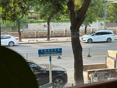 -邊渡咖啡