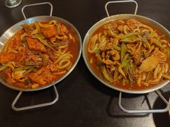 -满格嗦新疆椒麻鸡火锅.炒米粉(川大江安校区店)