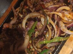-吞鱼兽麻辣烤鱼(万达店)
