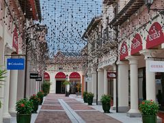 -佛罗伦萨小镇广佛名品奥特莱斯(疏港路店)