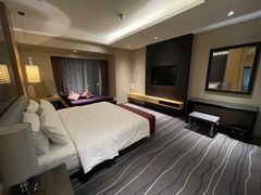 -青岛富力艾美酒店