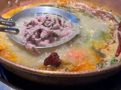 -洱火云南酸菜牛肉火锅(石景山当代商城店)