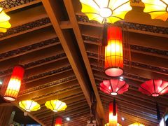 -鸿通城购物中心