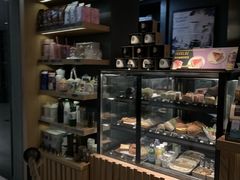 面包甜点陈列柜-星巴克(杭州大厦C座店)