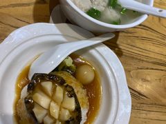 鲍鱼捞饭-小船渔村•大连菜•大连焖鱼(明泽街店)