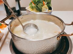 -煲王粤菜餐厅(中侨中心店)