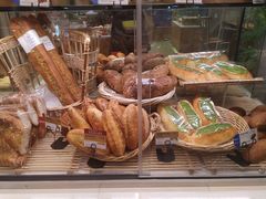 -巴黎贝甜(华堂新辰汇店)
