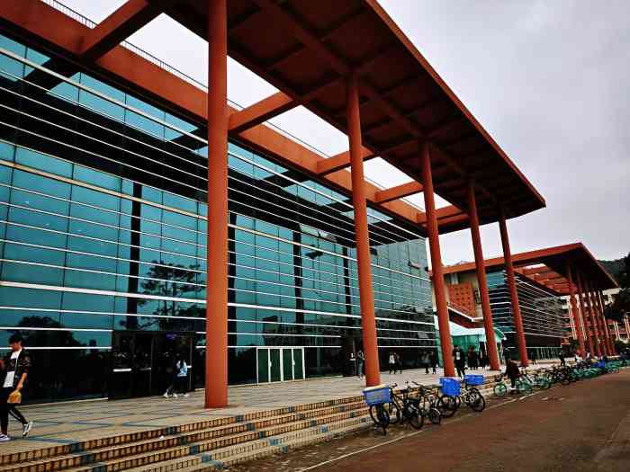 89人赞1匿名用户2020年4月27日打分我要推荐二饭的关东煮!真的太好吃!