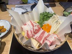 -枝魯枝魯自助料理