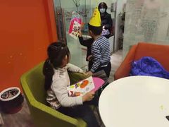 -新世界教育iVEE·英语日语西语(金桥校区)