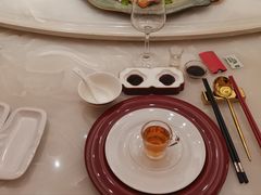 -白金汉爵大酒店-24小时餐厅