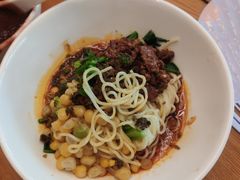 -诚铭记·虾仁汤包·成都小吃(融创店)