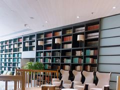 -喜鹊愉家酒店(郑州曼哈顿博览中心地铁站店)