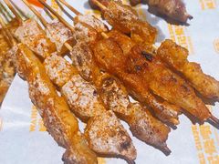 -威记烧嘢·南宁烧烤·超级生牛(绿地店)