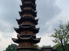 -龙华寺