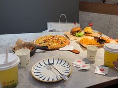 -必胜客(东三路店)