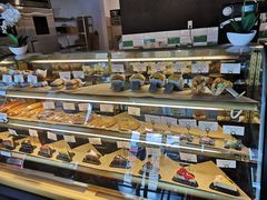 -Cha Café and Bistro