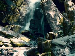 -藏龙百瀑风景区