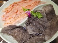 -红九格老火锅(三峡广场店)