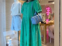 -nana showroom娜娜家服装店