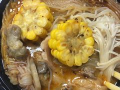 -小蛮椒麻辣烫·麻辣拌(青浦宝龙店)