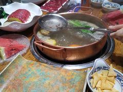 -牛村来人潮汕牛肉火锅(西单店)