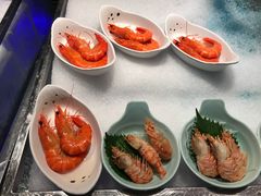 -淡尾·海鲜自助概念餐厅(虹桥南丰城店)