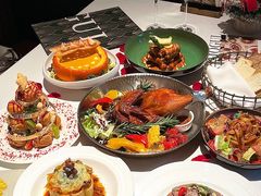 -Mogul Eatery·大亨餐酒馆