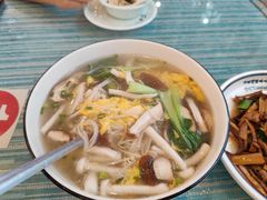 -自游人·美食一楼(三十年名店)