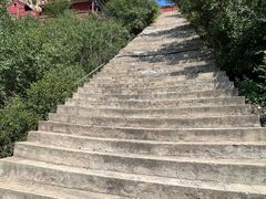 -鸡鸣山旅游风景区