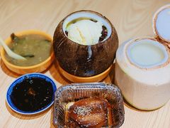 榴莲椰皇雪山-东记甜品(佛山总店)