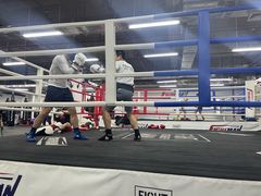 -FIGHTMAN格斗俱乐部(长宁临空店)
