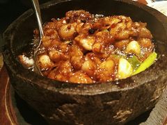 石锅杭椒牛蛙-桂满陇-西湖船宴(西单大悦城店)