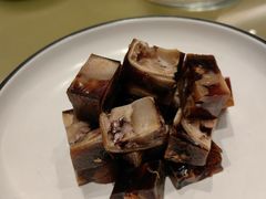 熏猪蹄-山东宾馆·齐鲁苑餐厅