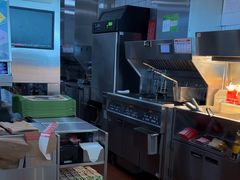 -麦当劳(深圳北站高铁店)