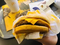 双层吉士汉堡-麦当劳(城西银泰店)