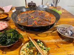 -利姐牧牛匠老火锅(兰花店)
