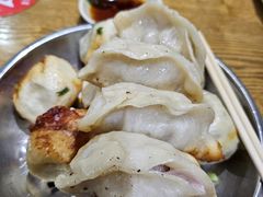 -黄阿姨锅贴大王(万航渡路店)