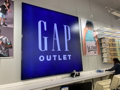 -GAP(王府井奥莱·香江小镇店)