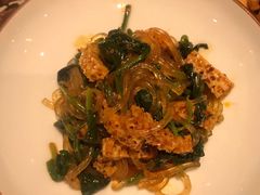 凉拌菠菜粉丝-丝路金桃·新疆菜(徐汇店)