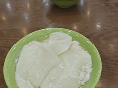 -三镇民生甜食馆(胜利街总店)