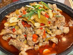 -昱龙大盆牛蛙馆(三兴街总店)